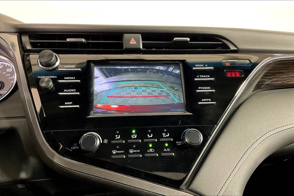 Used 2019 Toyota Camry LE image 30