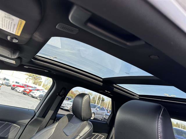 Used 2023 Ford Edge ST w/ Equipment Group 401A AWD/4WD image 11
