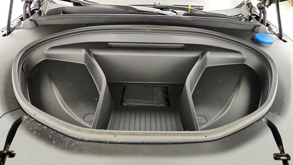 Used 2025 Volvo EX90 Plus AWD/4WD image 27