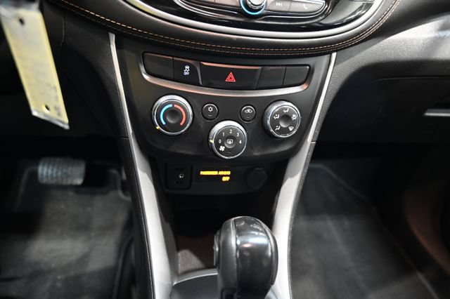Used 2020 Chevrolet Trax LS w/ Tint and Cruise Package AWD/4WD image 16