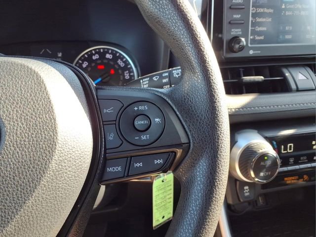 Used 2022 Toyota RAV4 LE AWD/4WD image 21