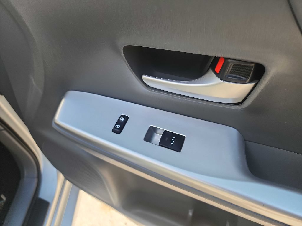Used 2014 Toyota Prius V Five FWD image 30