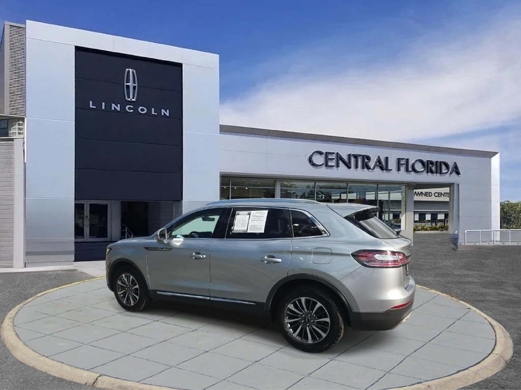 Certified 2023 Lincoln Nautilus FWD image 8