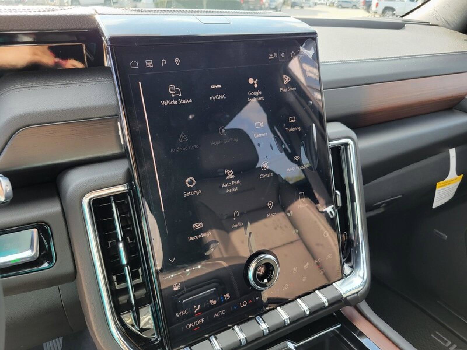 New 2026 GMC Yukon XL Denali image 22