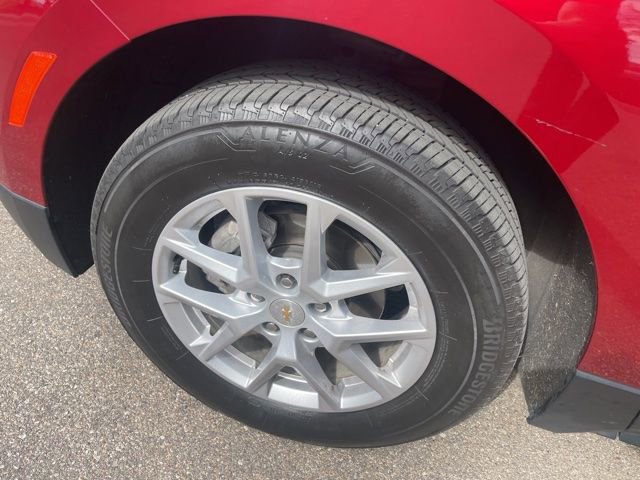 Used 2024 Chevrolet Equinox LT AWD/4WD image 9