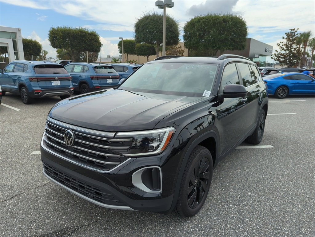 New 2025 Volkswagen Atlas SE image 10