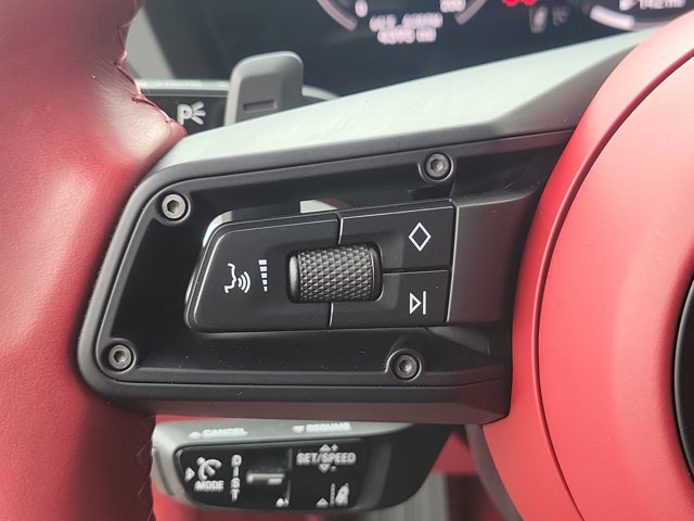Certified 2025 Porsche 911 Carrera RWD image 19