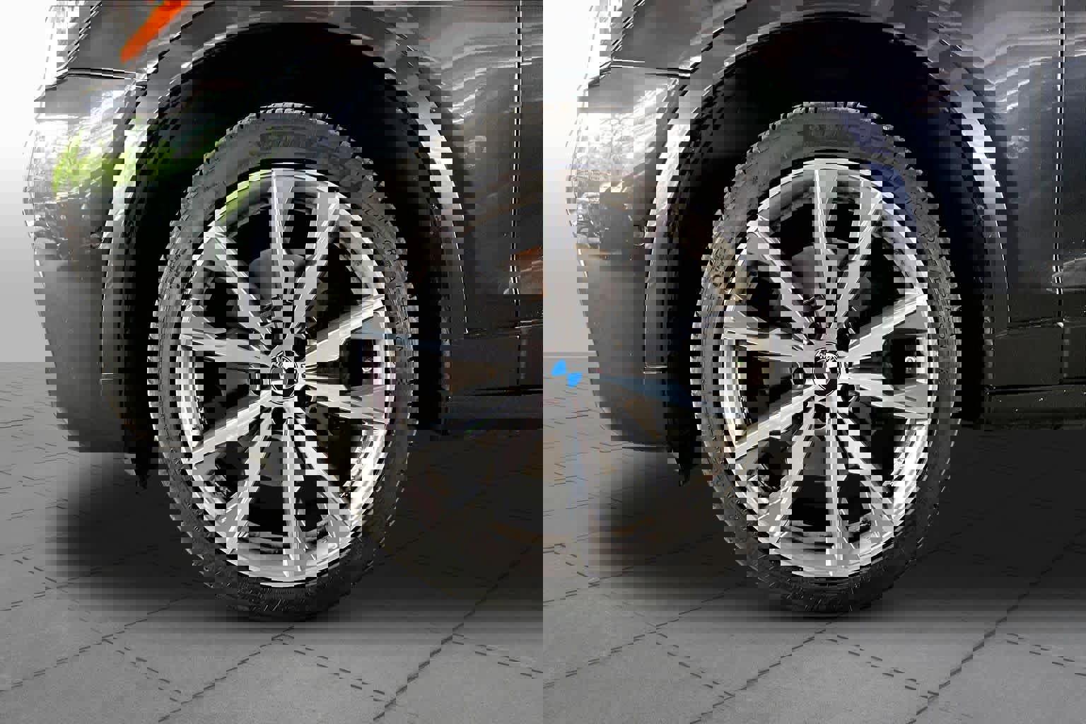 Used 2018 BMW X4 M40i image 10