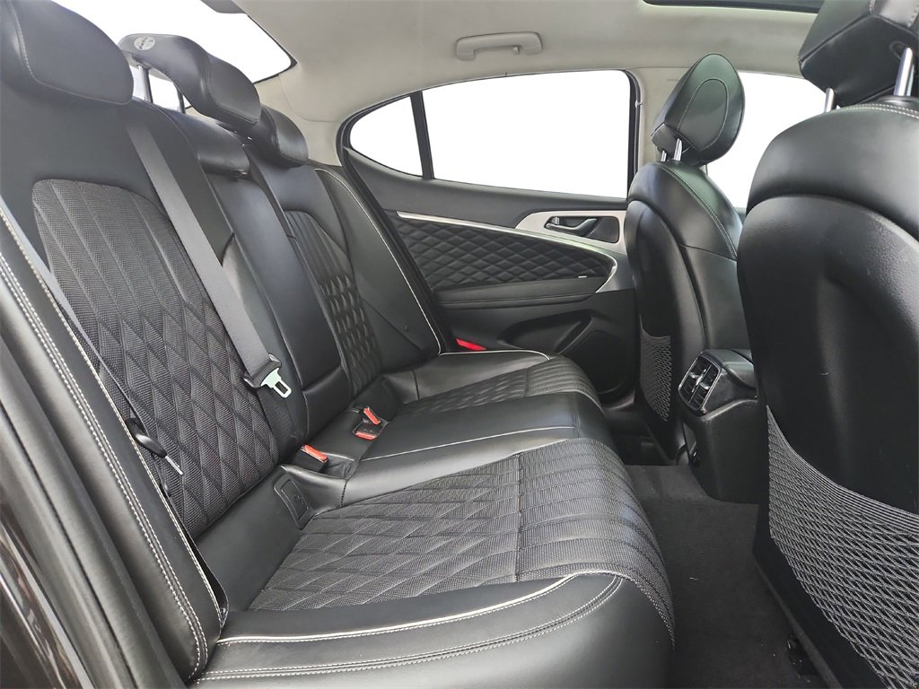 Used 2019 Genesis G70 2.0T Advanced w/ Dynamic Package image 28