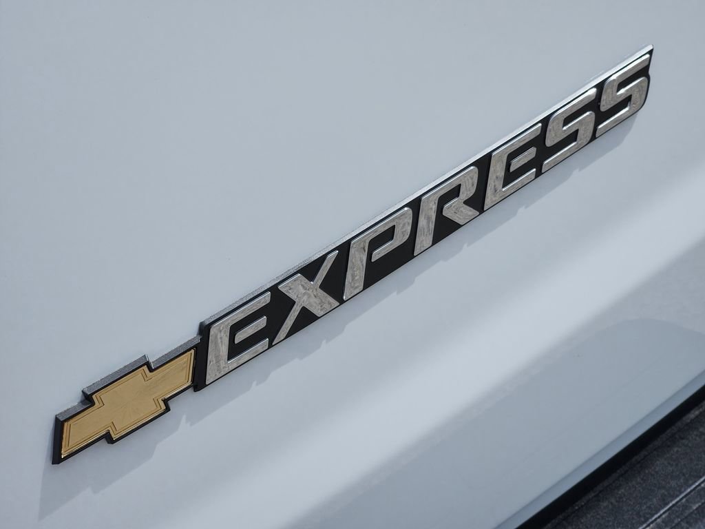 New 2026 Chevrolet Express 2500 Extended w/ Driver Convenience Package RWD image 8