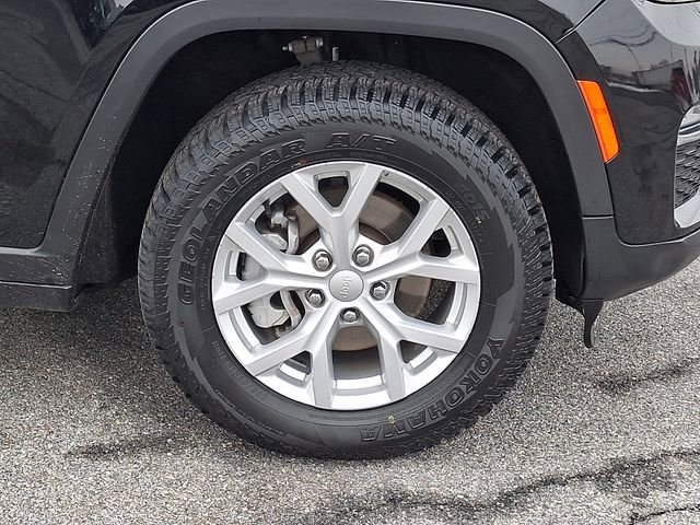 Used 2023 Jeep Grand Cherokee Limited image 8