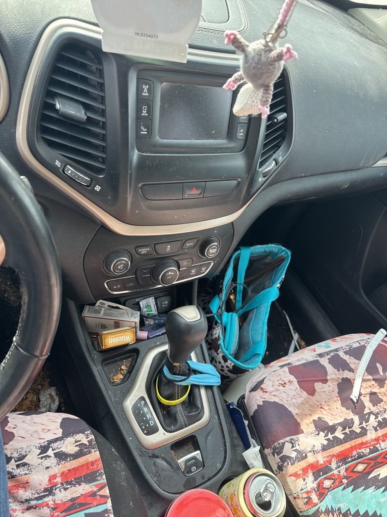 Used 2016 Jeep Cherokee Latitude image 6