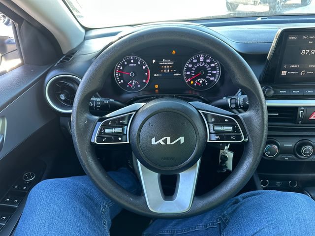 Used 2023 Kia Forte LXS image 28