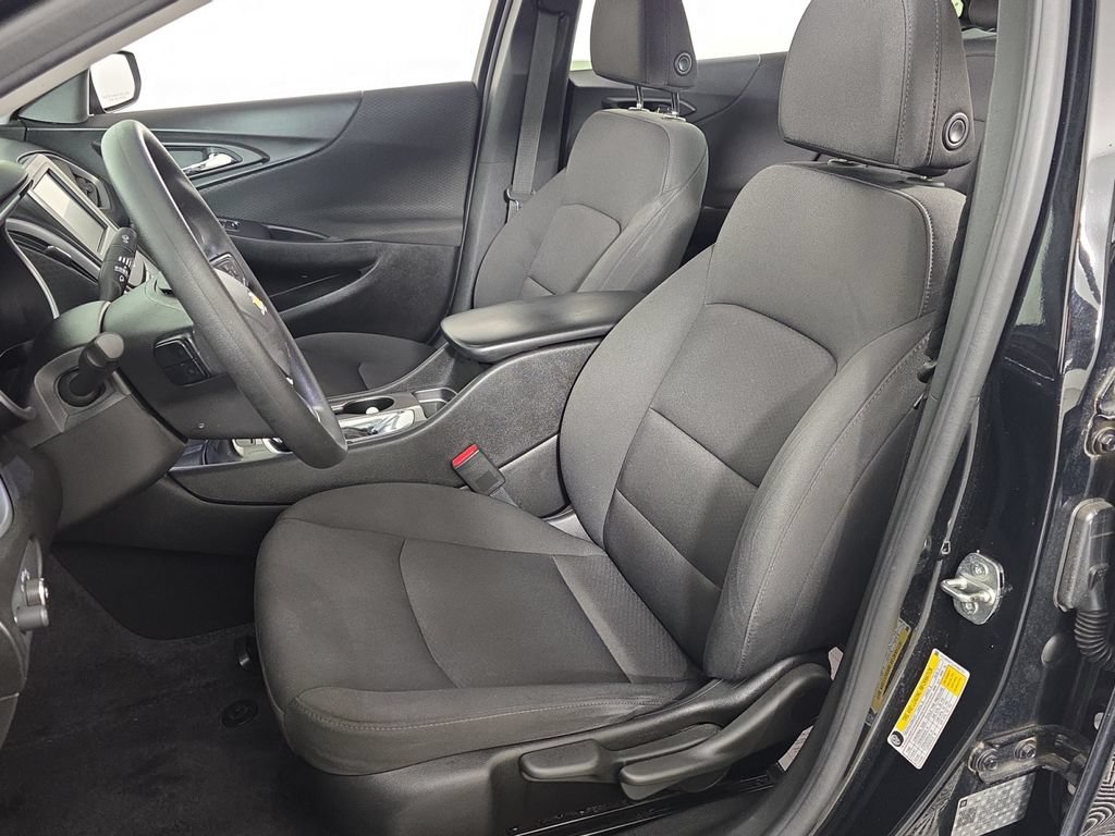 Used 2018 Chevrolet Malibu LS FWD image 15