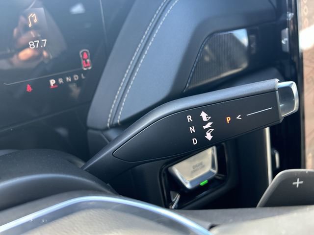 New 2026 GMC Yukon Elevation w/ Elevation Premium Package image 32