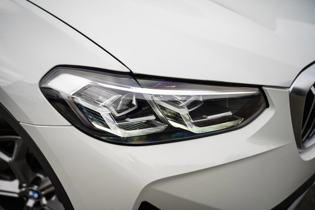 Used 2022 BMW X3 xDrive30i w/ Premium Package image 6