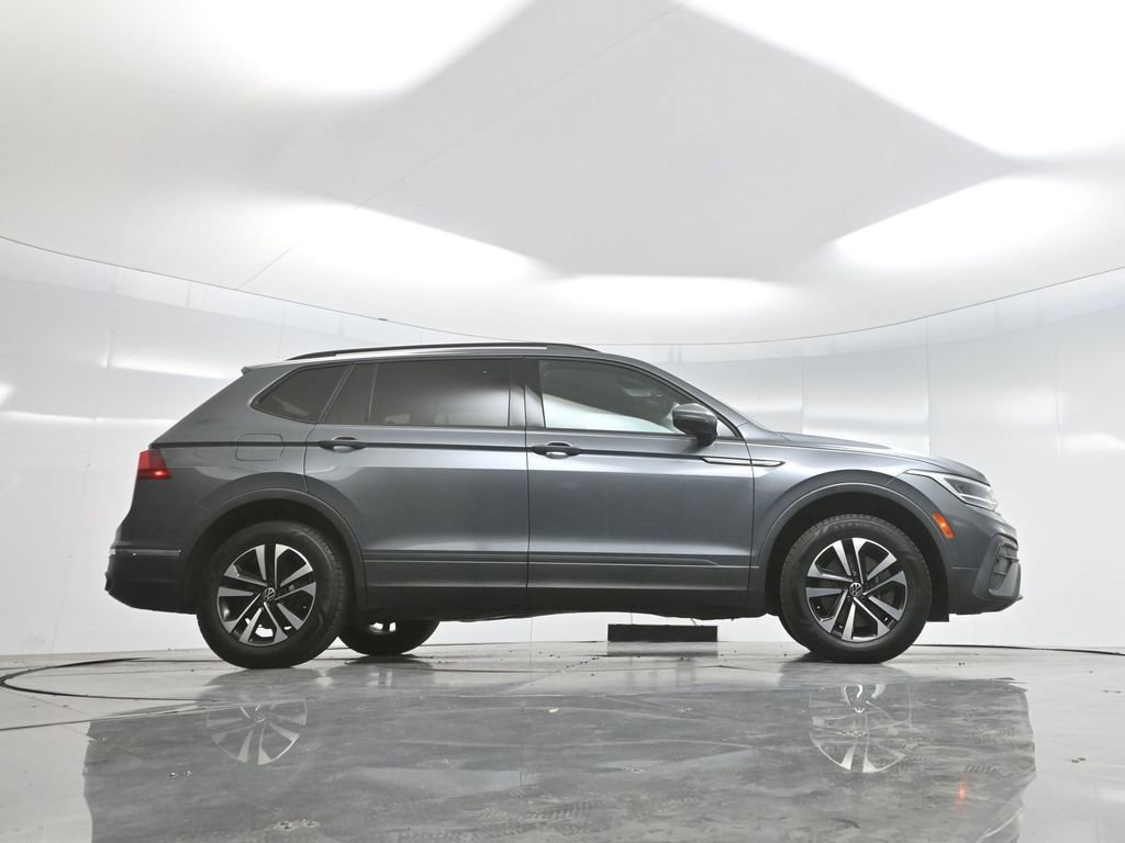 Used 2022 Volkswagen Tiguan S image 68