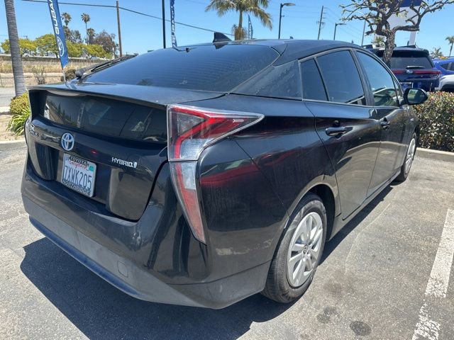 Used 2017 Toyota Prius Two w/ Carpet Mat Package FWD image 2
