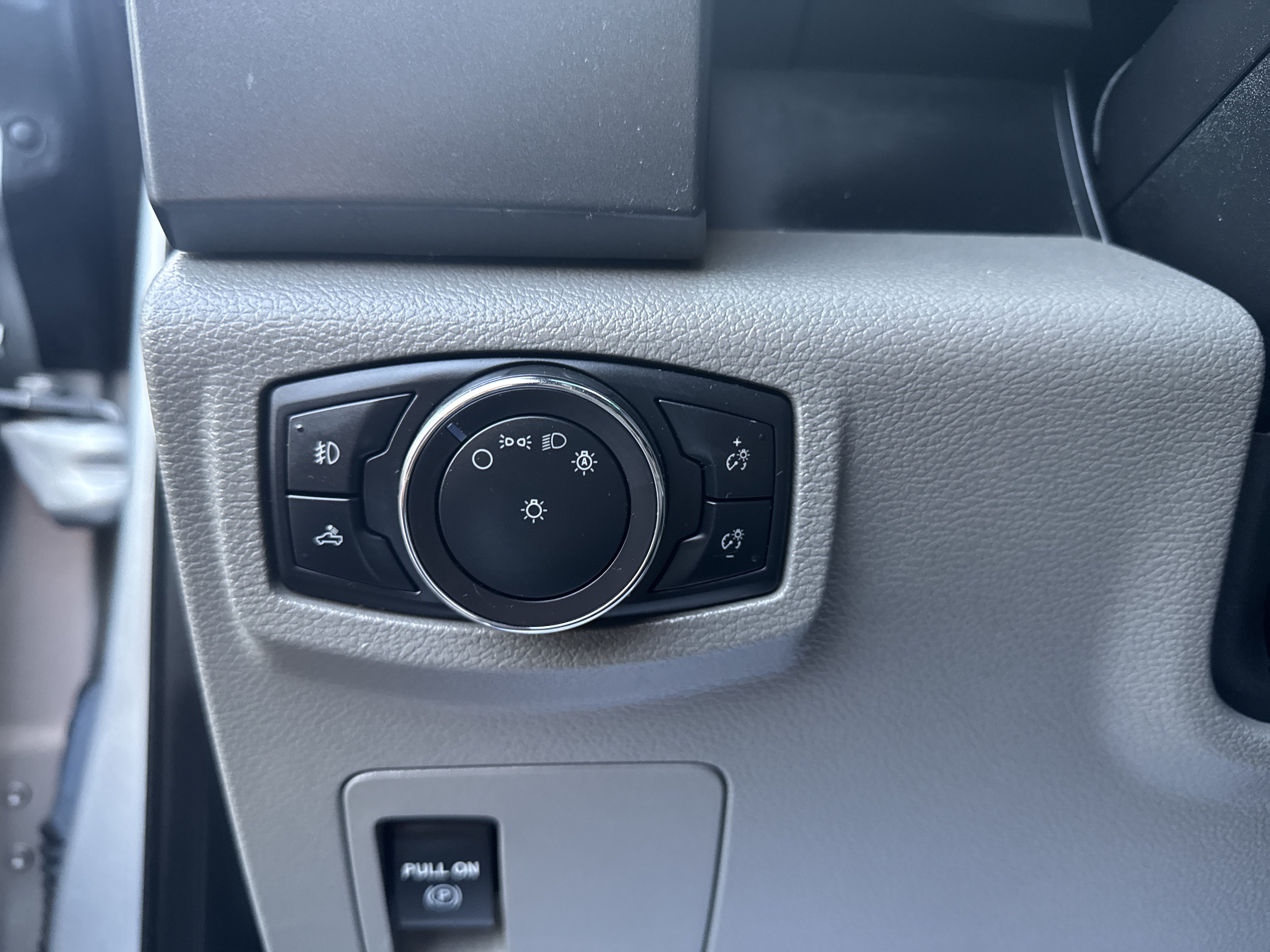 Used 2018 Ford F150 XLT w/ XTR Package AWD/4WD image 10