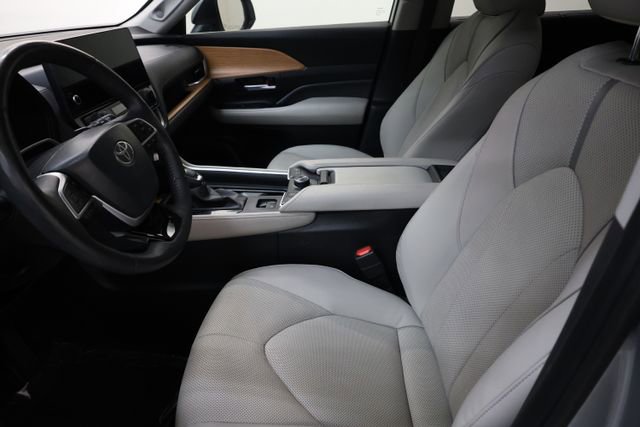 Used 2024 Toyota Grand Highlander Platinum image 69