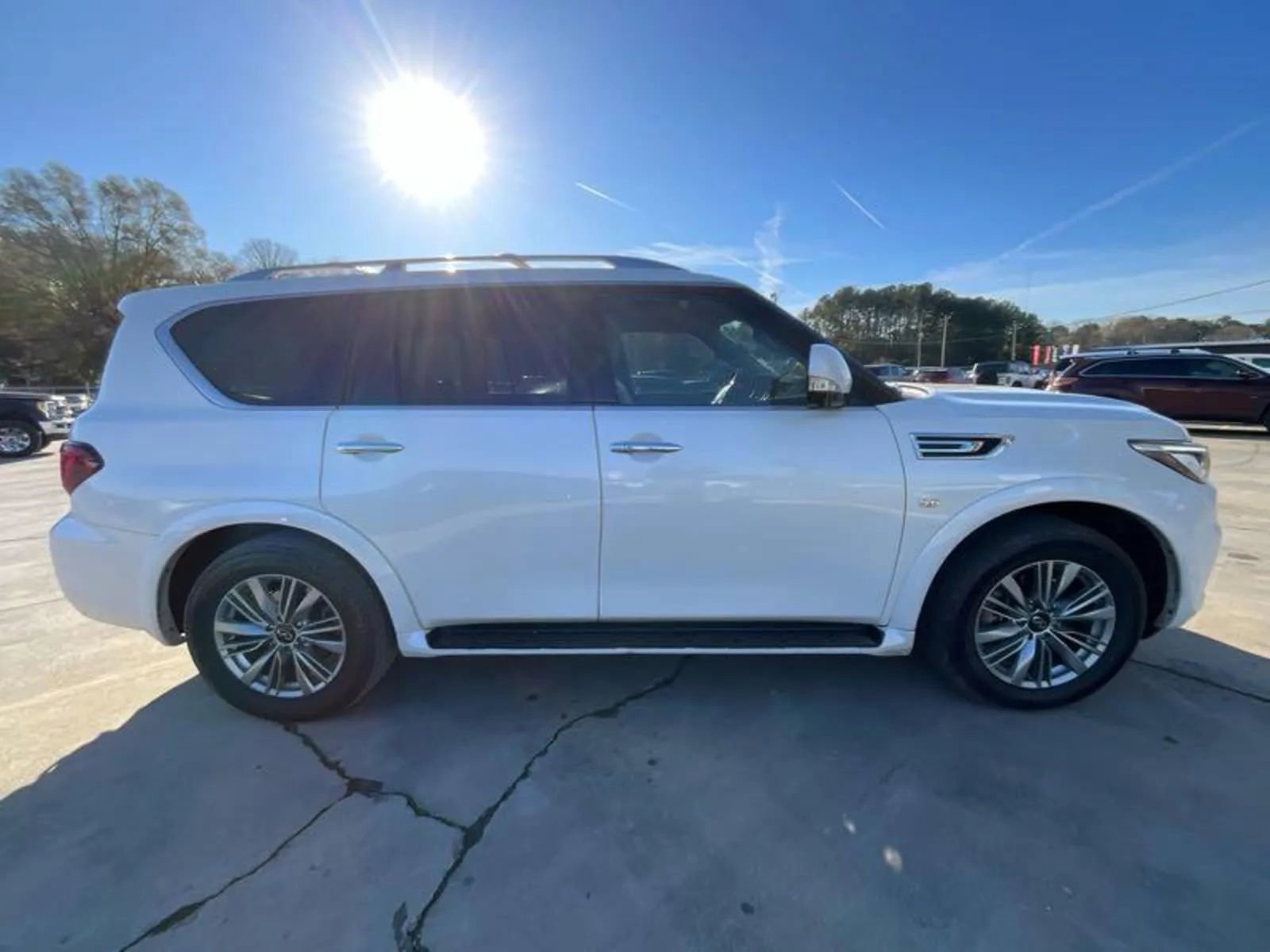 Used 2019 INFINITI QX80 Luxe w/ Cargo Package image 4
