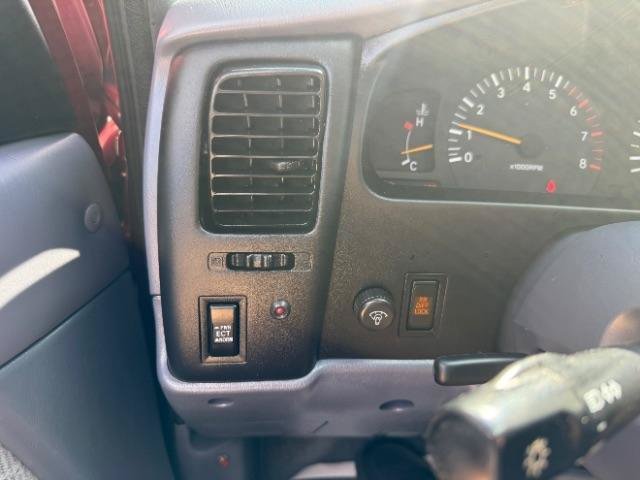 Used 1999 Toyota Tacoma 4x4 Xtracab V6 image 24