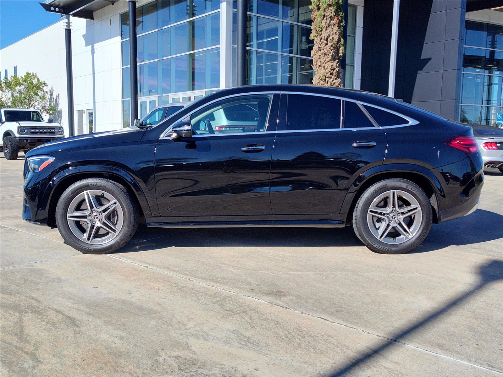 Certified 2025 Mercedes-Benz GLE 450 4MATIC Coupe image 3