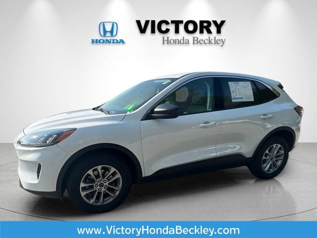 Used 2022 Ford Escape SE w/ Cold Weather Package