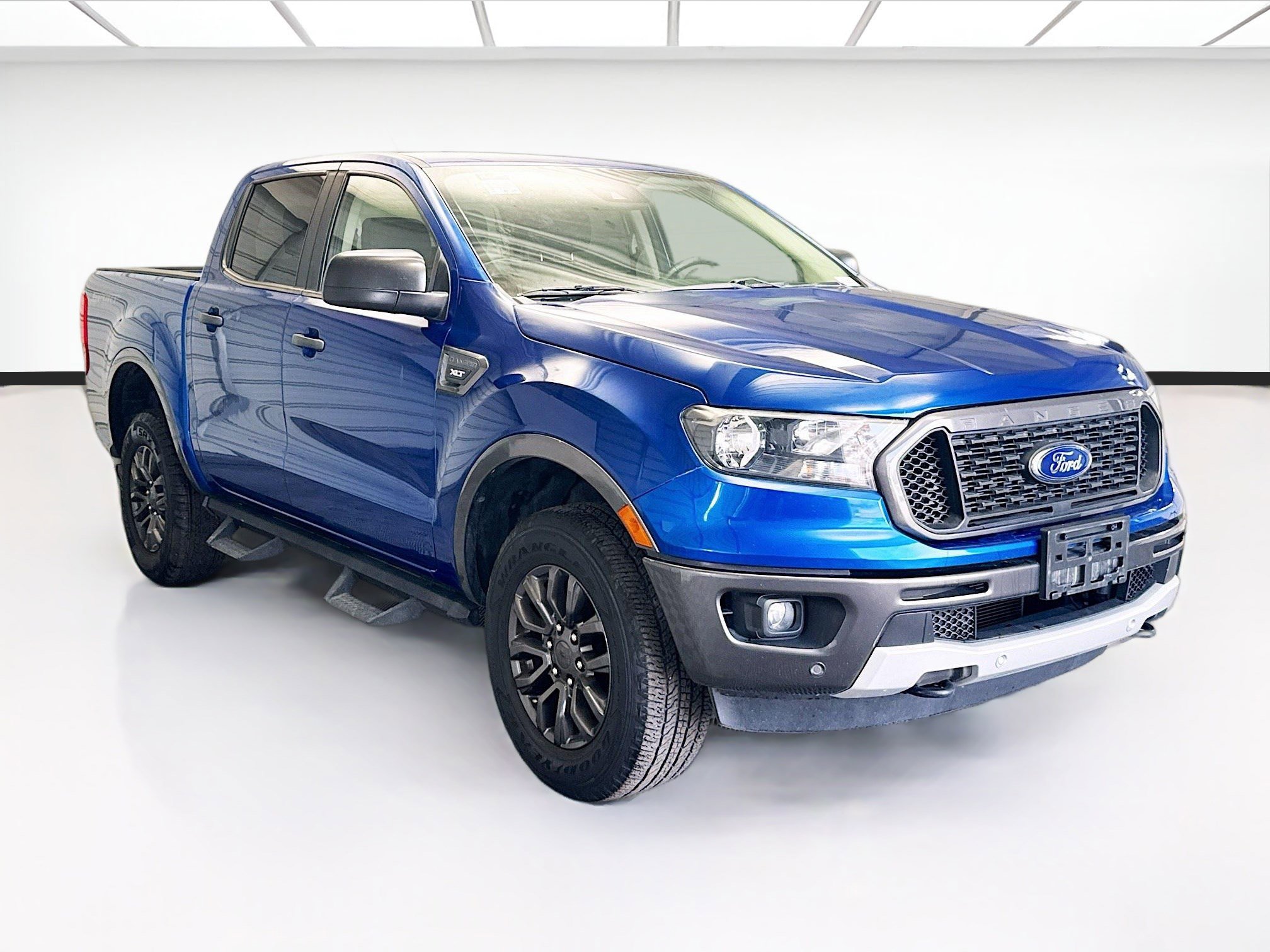 Used 2019 Ford Ranger XLT w/ Equipment Group 301A Mid image 3