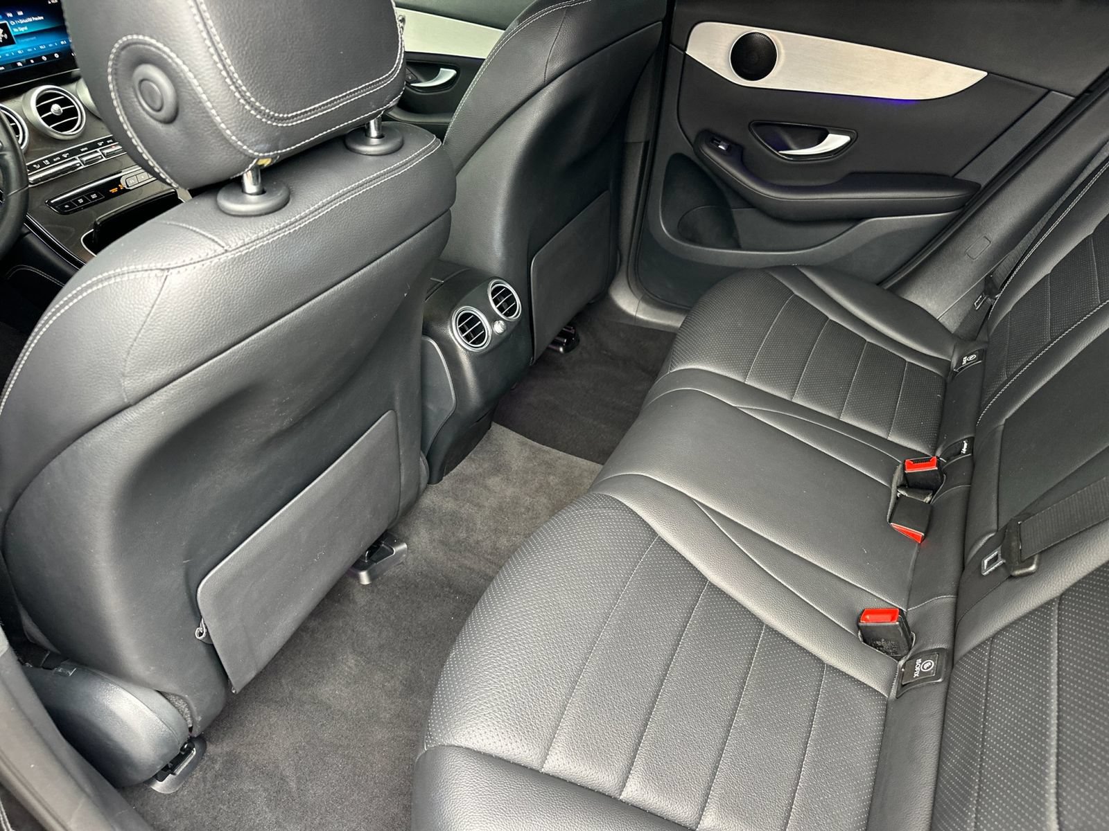 Used 2021 Mercedes-Benz GLC 300 image 12