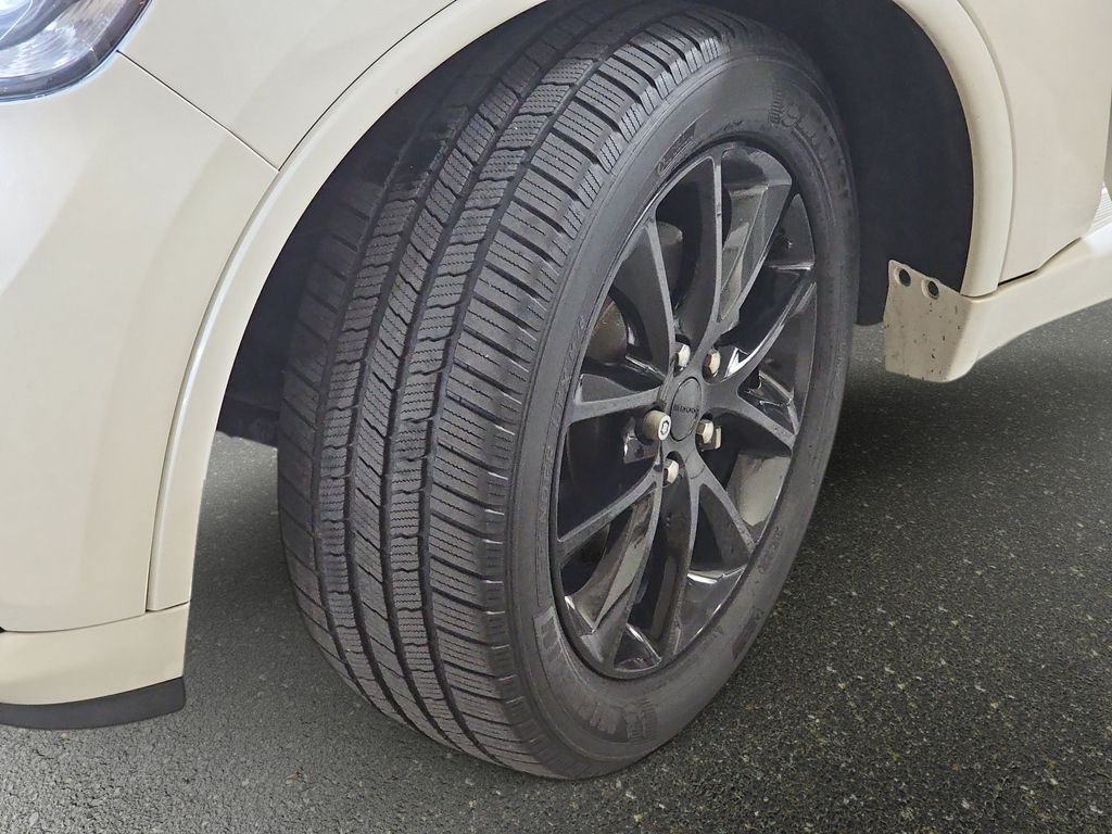 Used 2017 Dodge Durango R/T w/ Technology Group AWD/4WD image 34