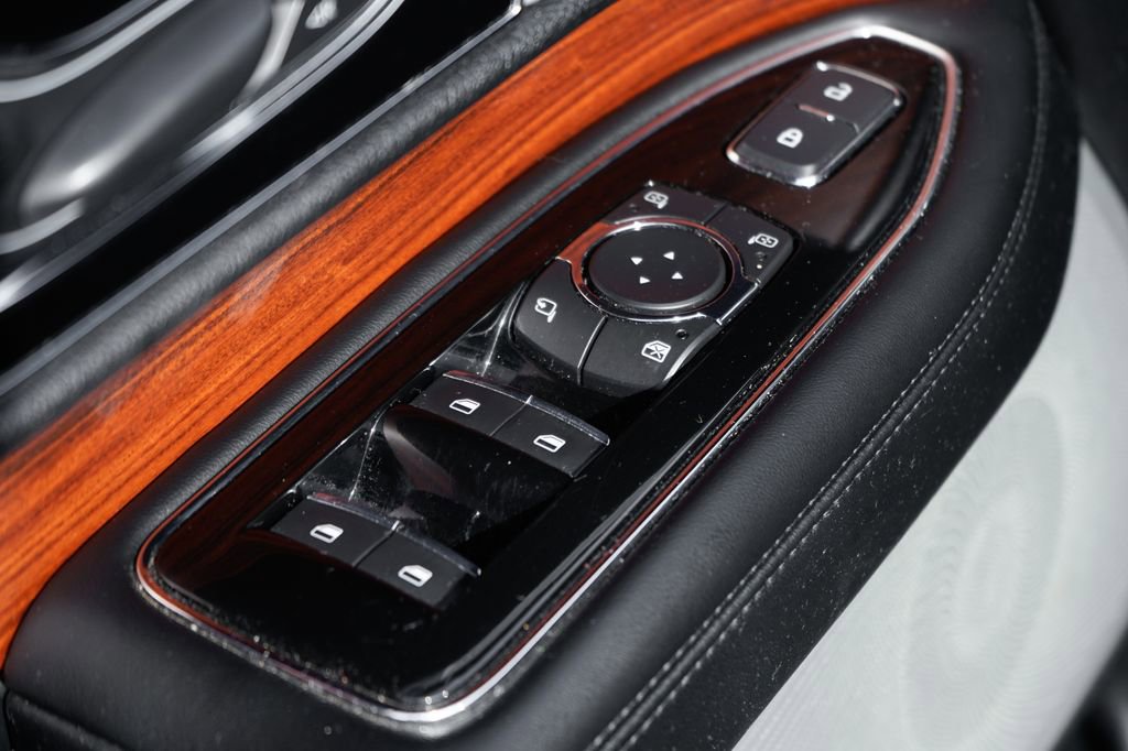 Used 2020 Lincoln Navigator Reserve w/ Equipment Group 208A Reserve image 22