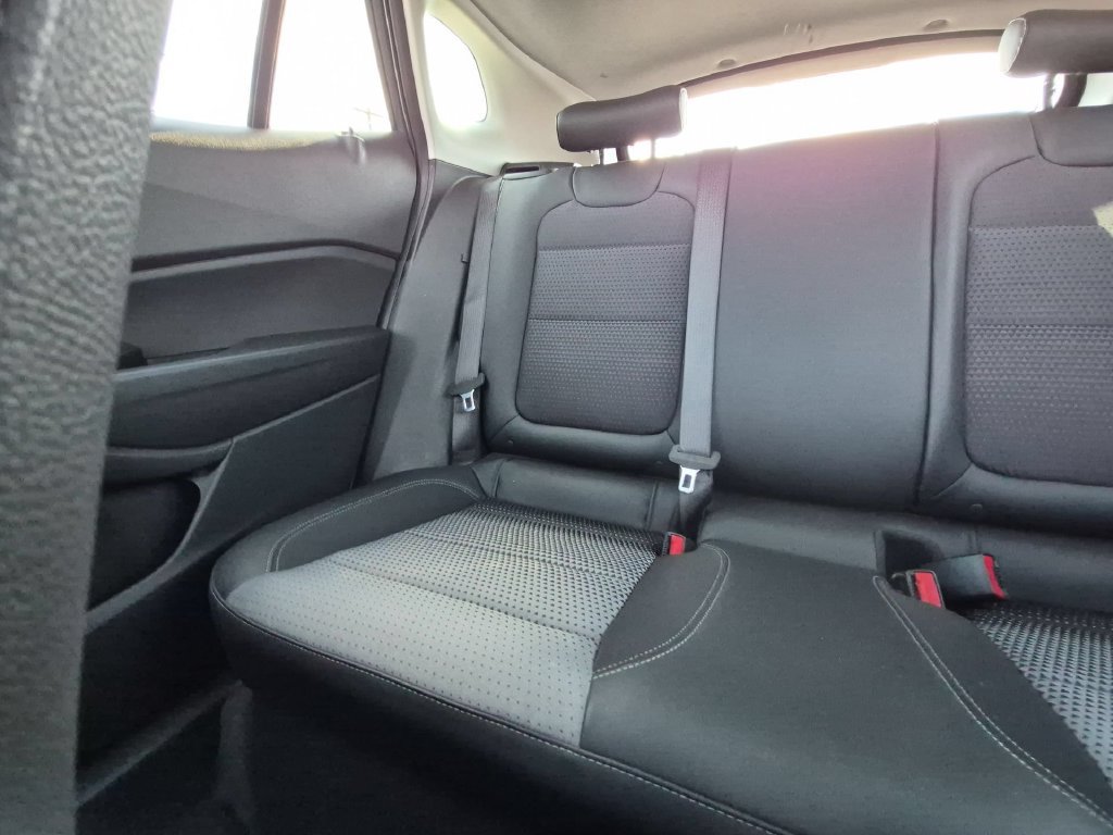 Certified 2025 Chevrolet Trax LT FWD image 4