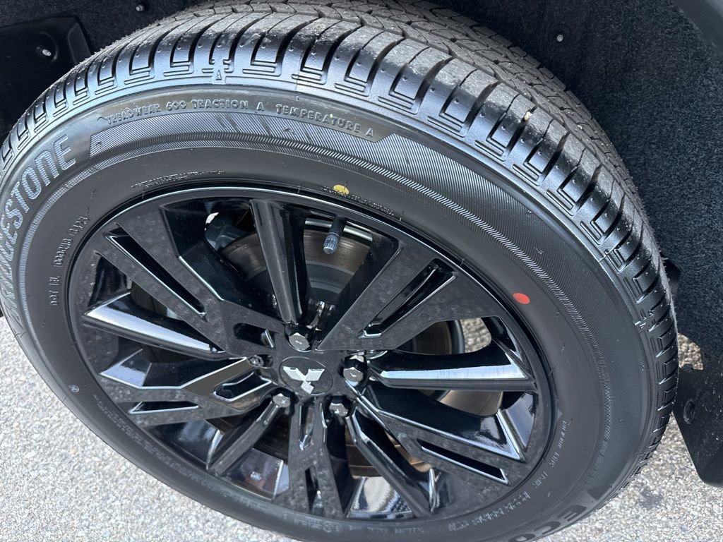 New 2026 Mitsubishi Eclipse Cross Black Edition image 13