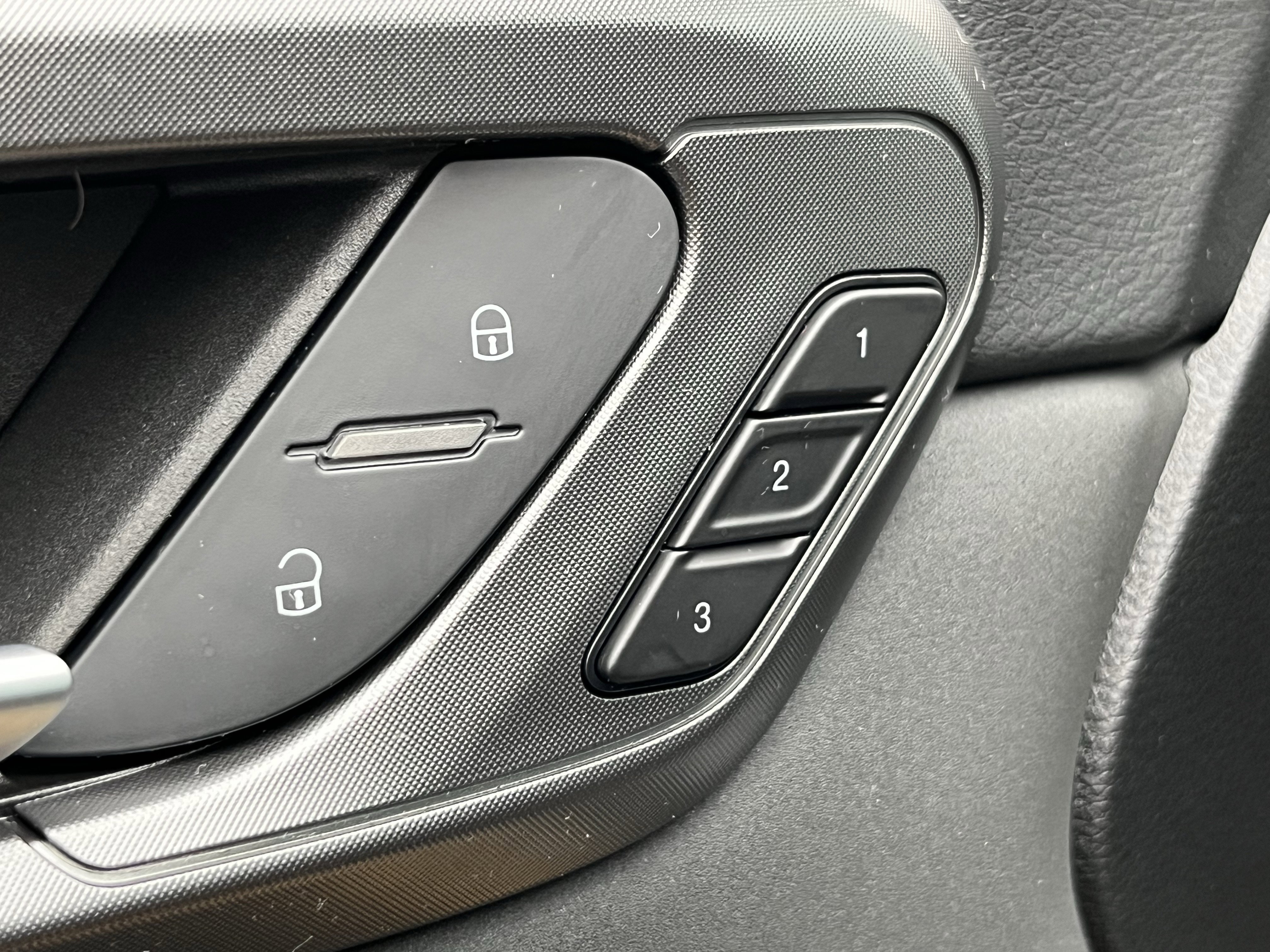 Used 2024 Dodge Hornet R/T image 19