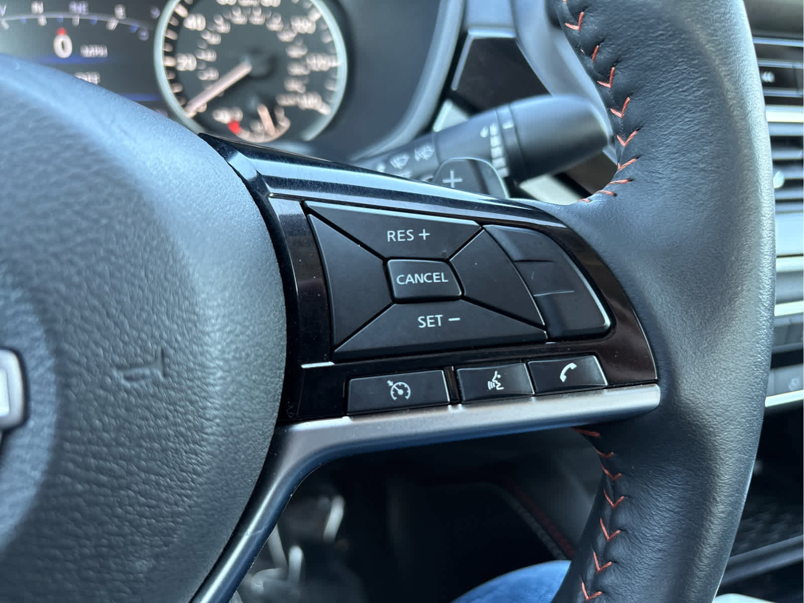 Used 2024 Nissan Altima 2.5 SR w/ SR Premium Package image 25