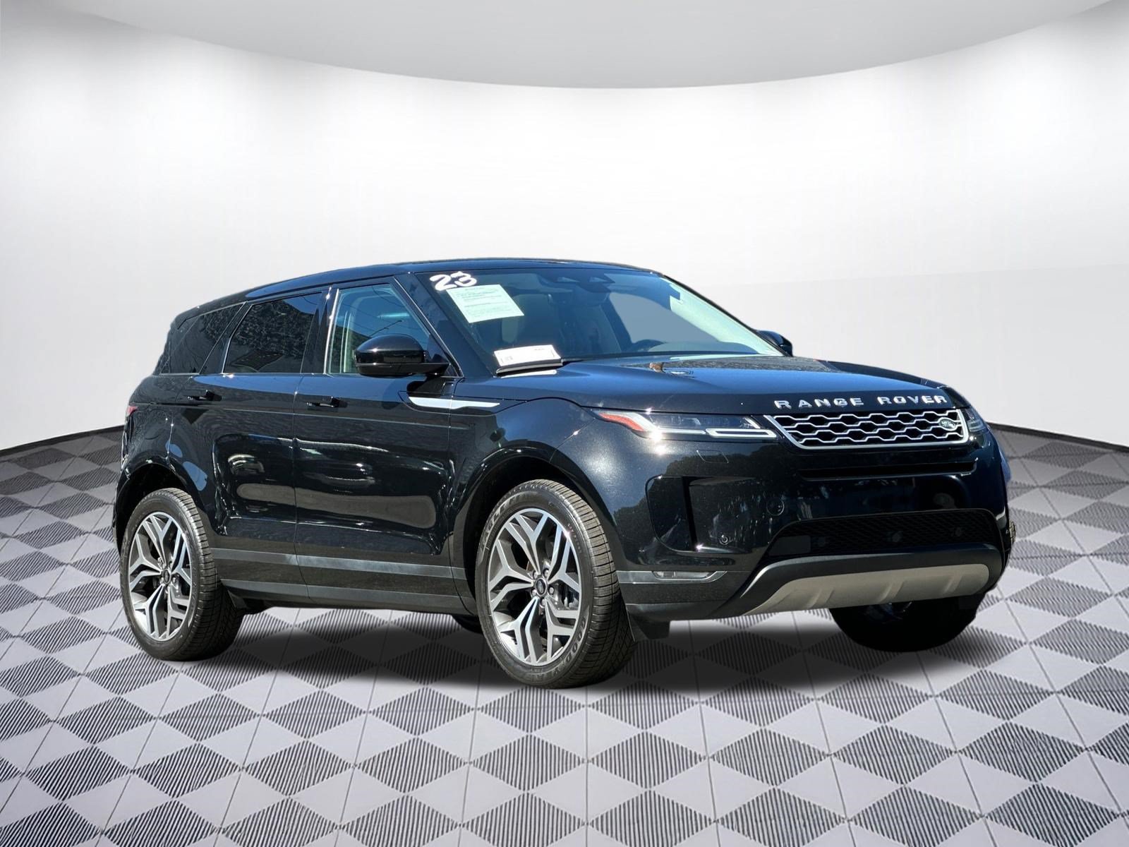 Used 2023 Land Rover Range Rover Evoque SE AWD/4WD image 6