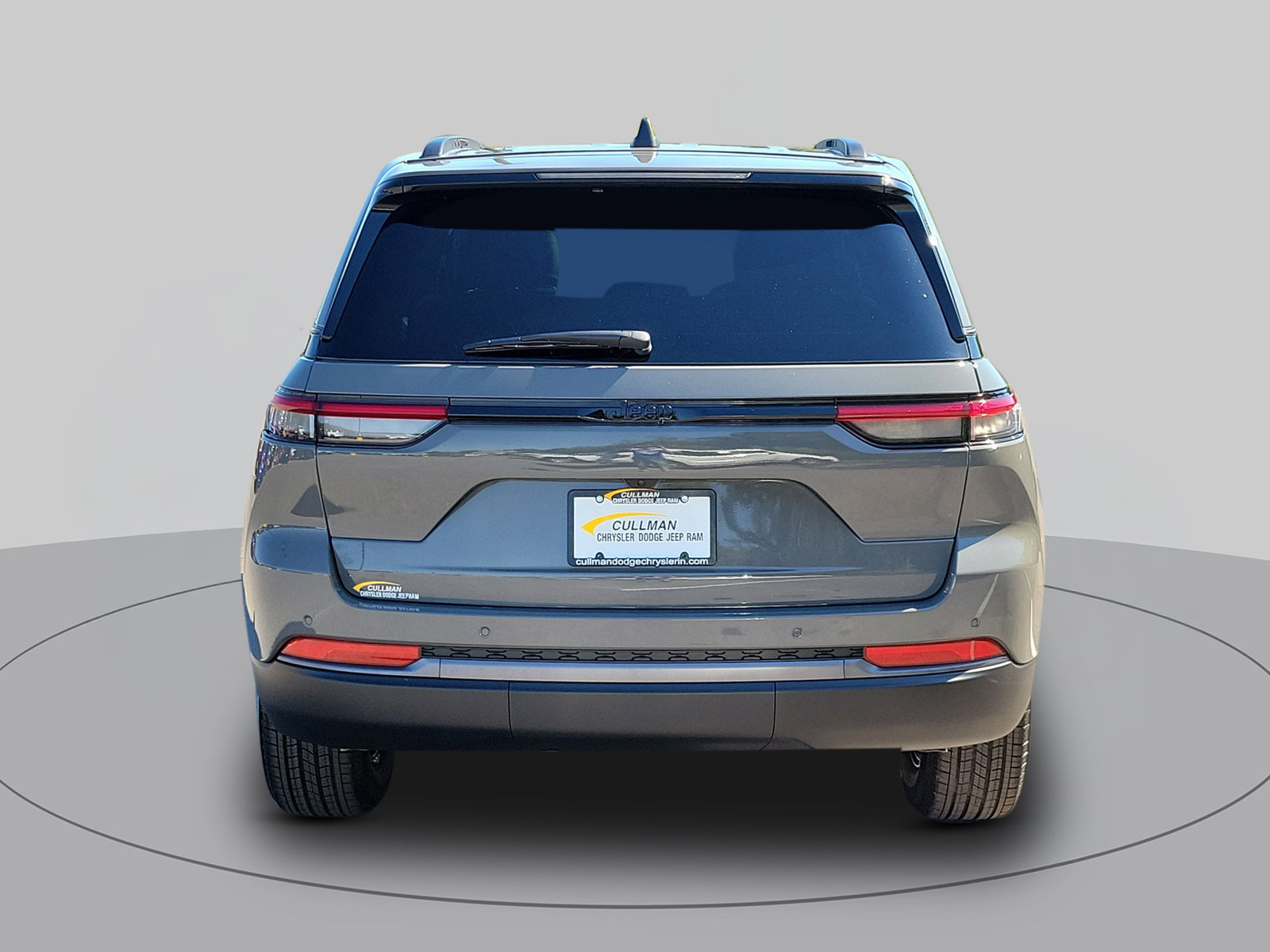 New 2027 Jeep Grand Cherokee Altitude RWD image 4