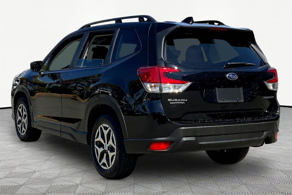 Used 2024 Subaru Forester Premium AWD/4WD image 4