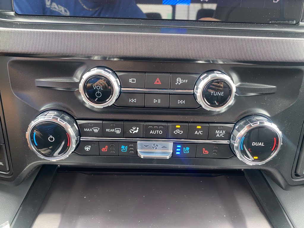 New 2026 Ford F350 Platinum AWD/4WD image 22