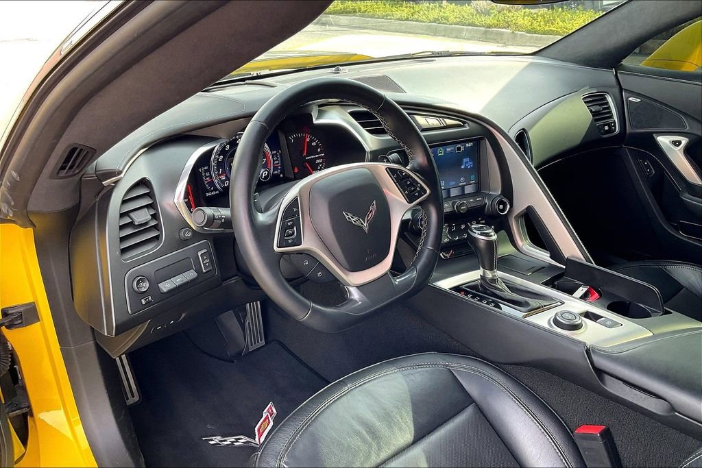 Used 2019 Chevrolet Corvette Stingray Convertible w/ 3LT Preferred Equipment Group RWD image 13