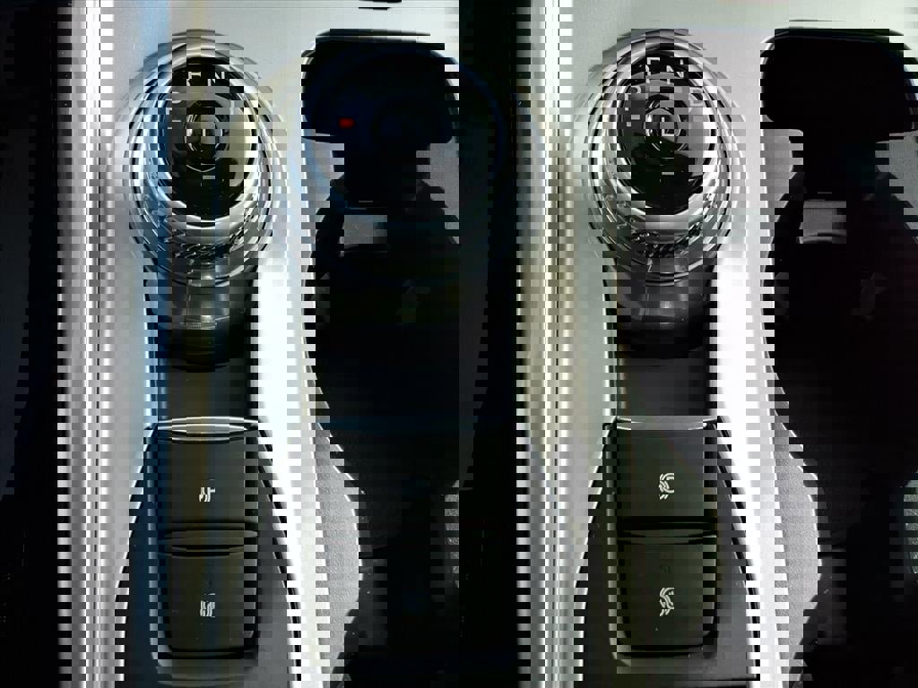 Certified 2023 Ford Explorer XLT w/ Equipment Group 202A image 18