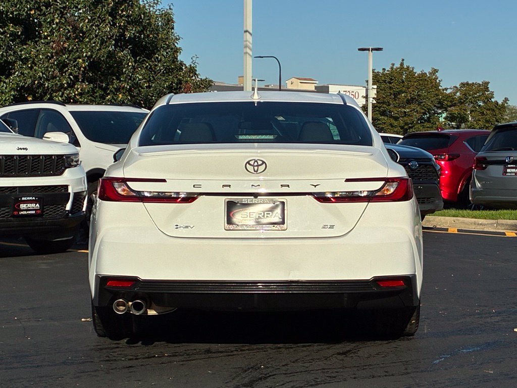 Used 2025 Toyota Camry SE FWD image 6
