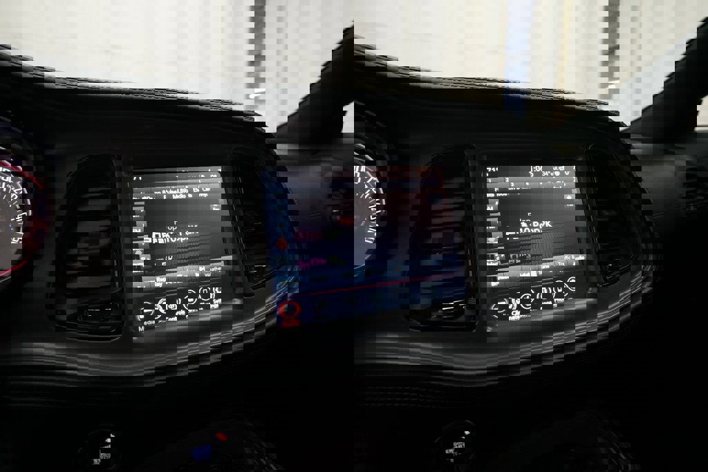 Used 2023 Dodge Challenger R/T w/ Plus Package image 6