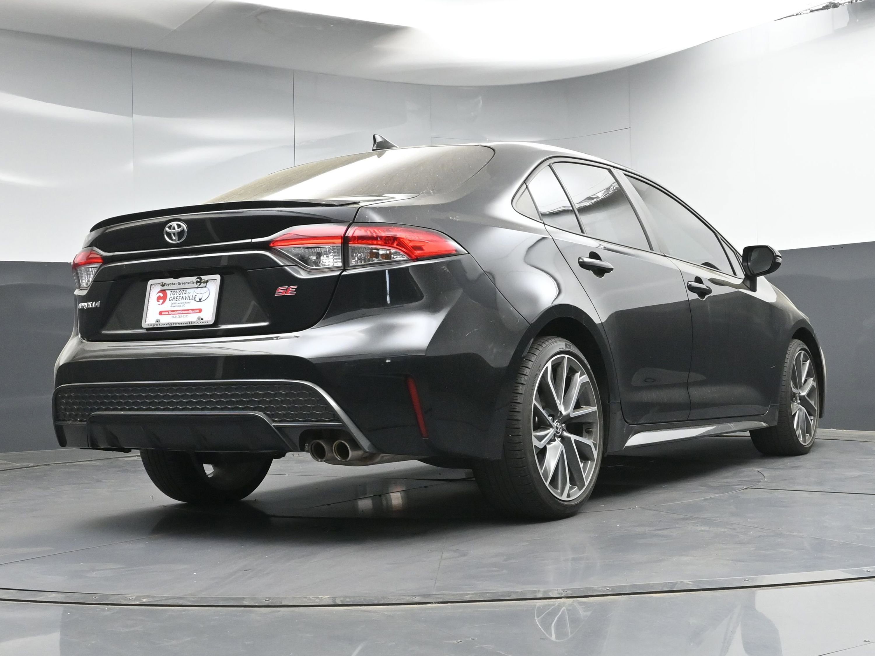 Used 2021 Toyota Corolla SE image 26