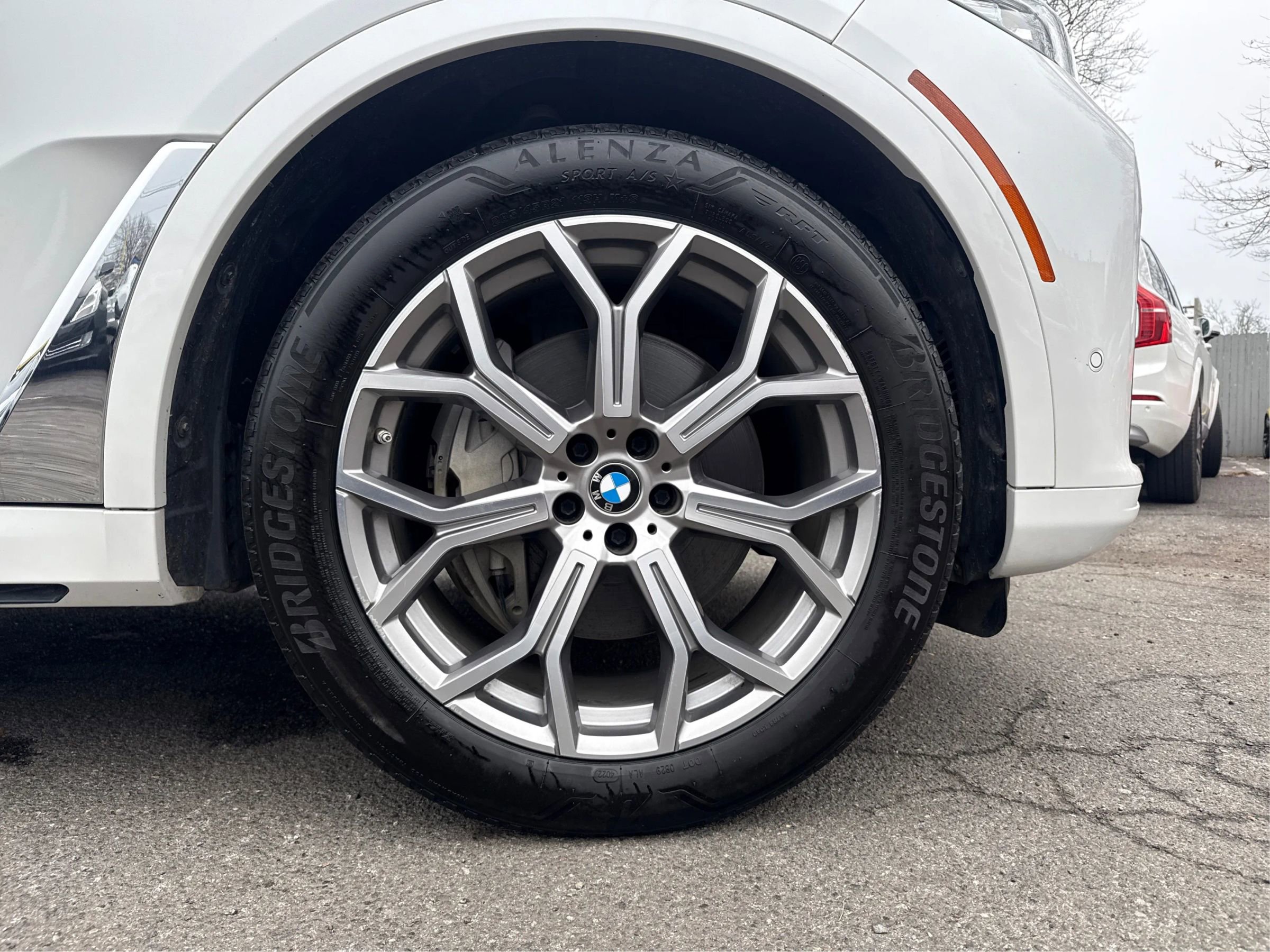 Used 2019 BMW X7 xDrive40i w/ Premium Package image 24