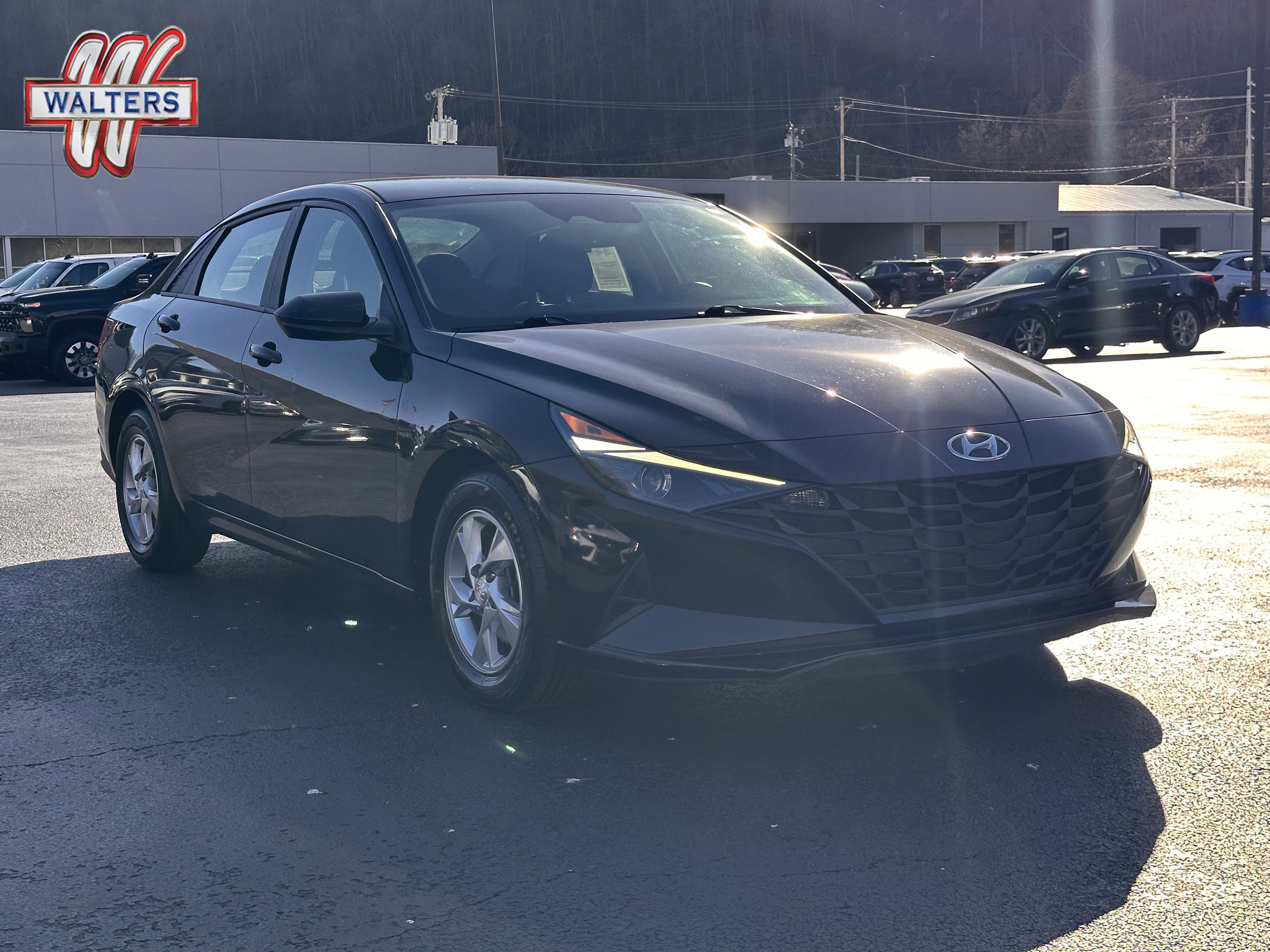 Used 2021 Hyundai Elantra SE