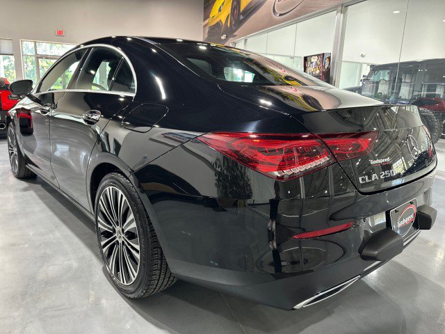 Used 2021 Mercedes-Benz CLA 250 4MATIC image 30