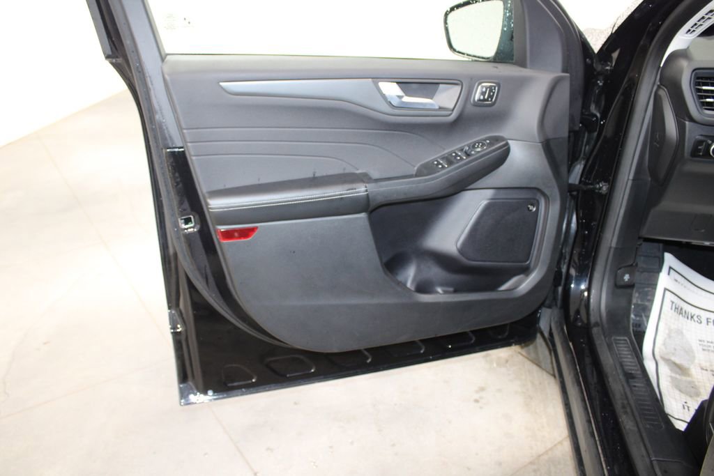 Used 2023 Ford Escape Active w/ Tech Pack #2 image 26