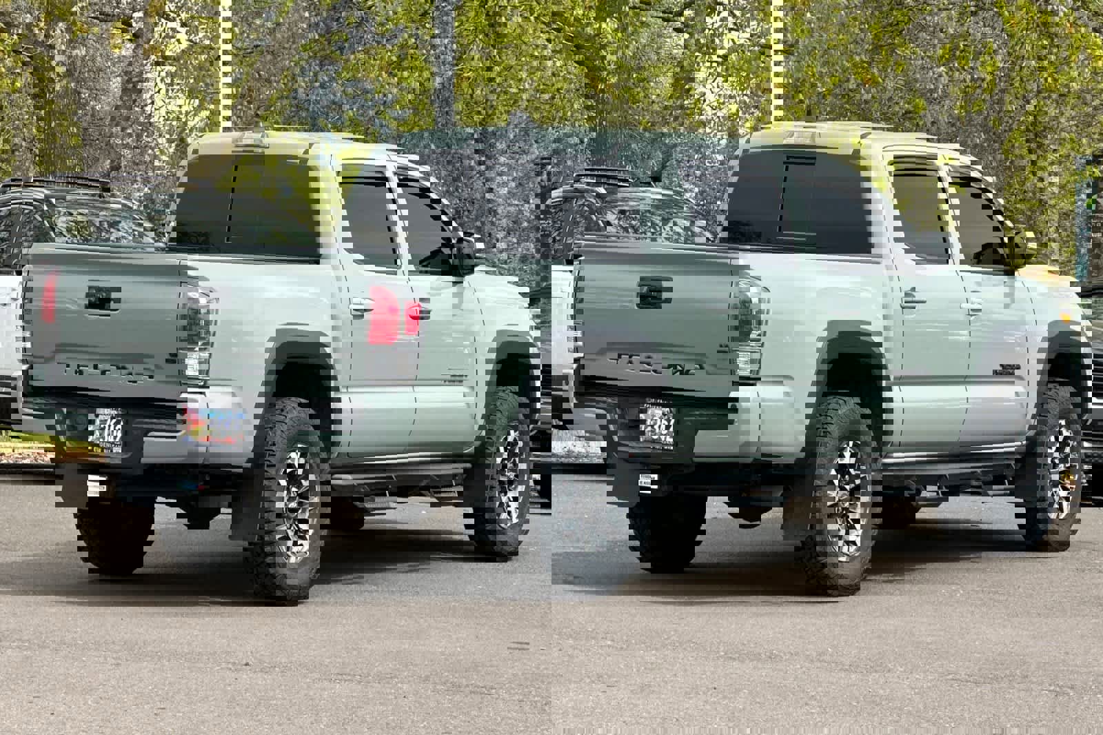 Used 2022 Toyota Tacoma TRD Off-Road w/ Technology Package AWD/4WD image 2